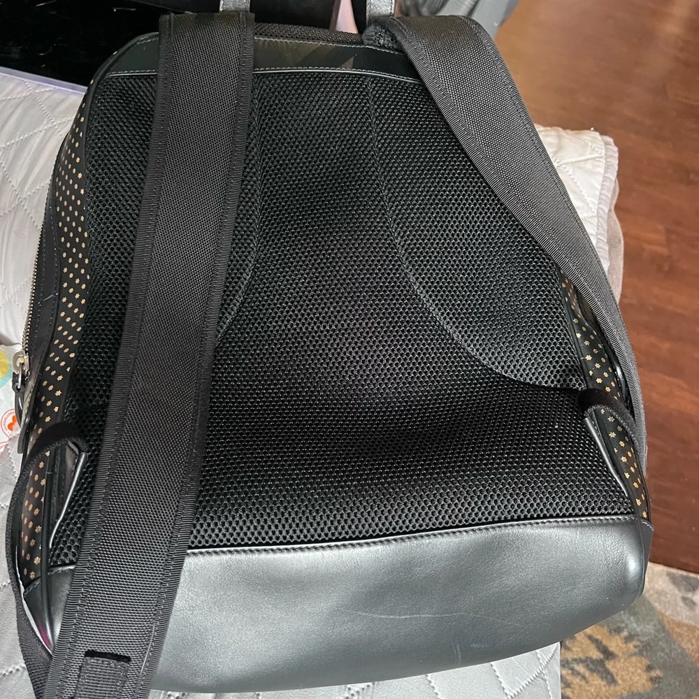 Gucci compact backpack